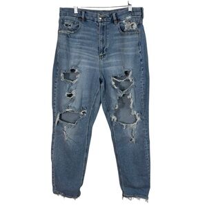 American Eagle Distressed Light Wash Curvy Mom Jeans 12 Reg Stretch High Rise